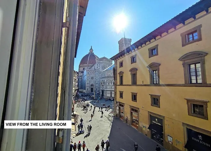 Velluto elegant apartment near the Duomo